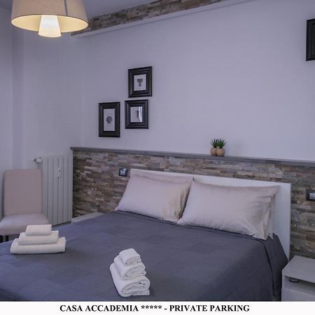 Elegante Casa Accademia ***** - Private Parking Daire Livorno Dış mekan fotoğraf